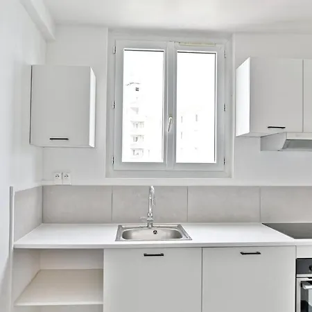 Spacieux 50m2 Proche De La Capitale * Montreuil (Seine-Saint-Denis)