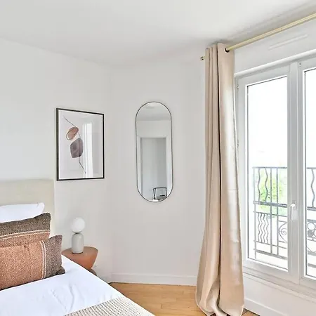 Spacieux 50m2 Proche De La Capitale Apartamento *